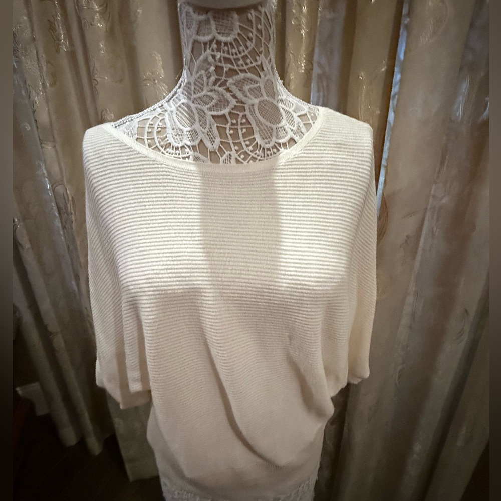 Tommy Bahama sweater